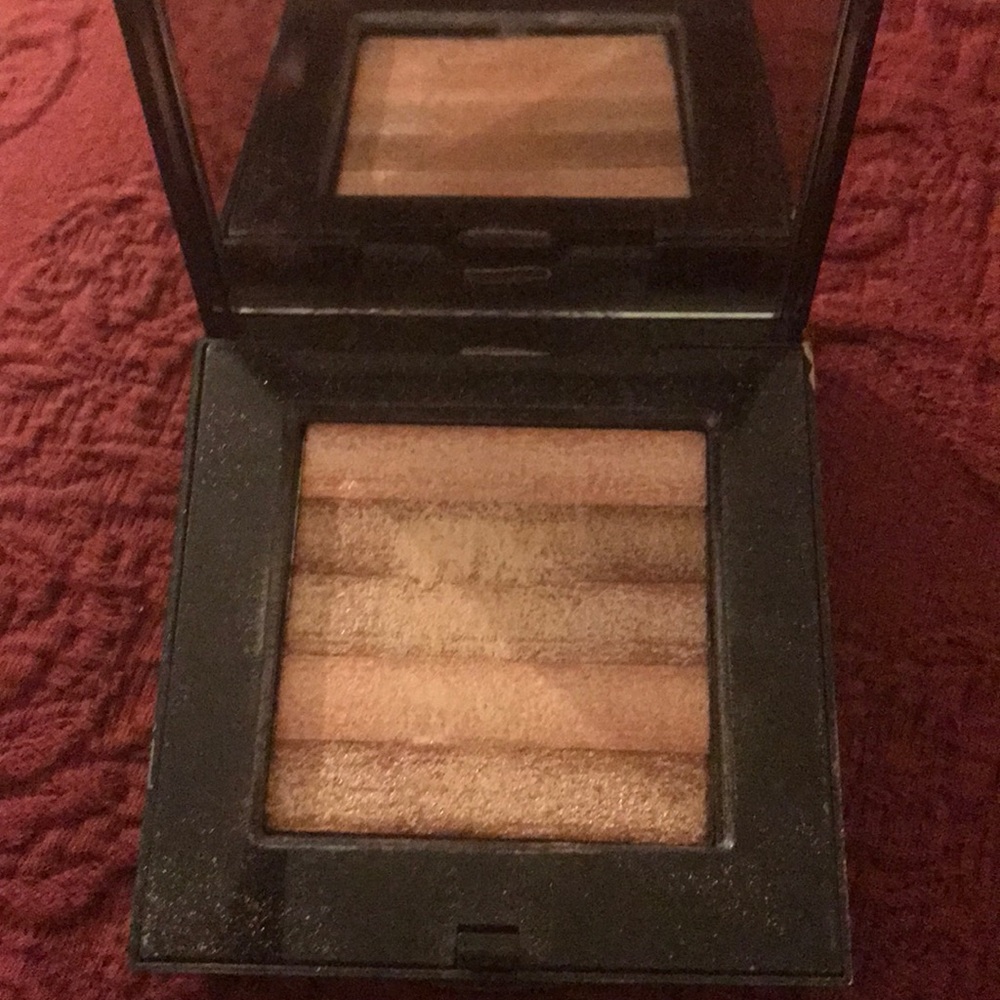 Bobbi Brown